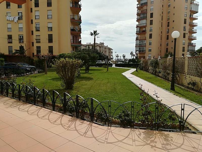 Estudio En Playamar Τορρεμολίνος Εξωτερικό φωτογραφία